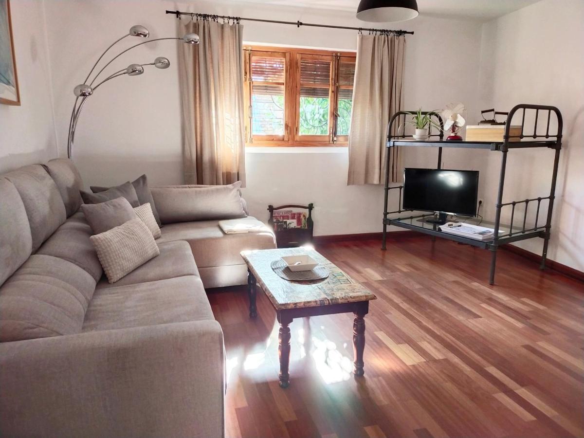 Preciosa Casa Grande Con Patio En 8pax Casa de Férias Sevilha
