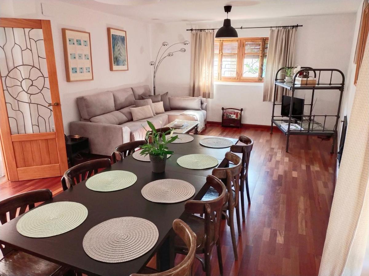 Preciosa Casa Grande Con Patio En 8pax Sevilha