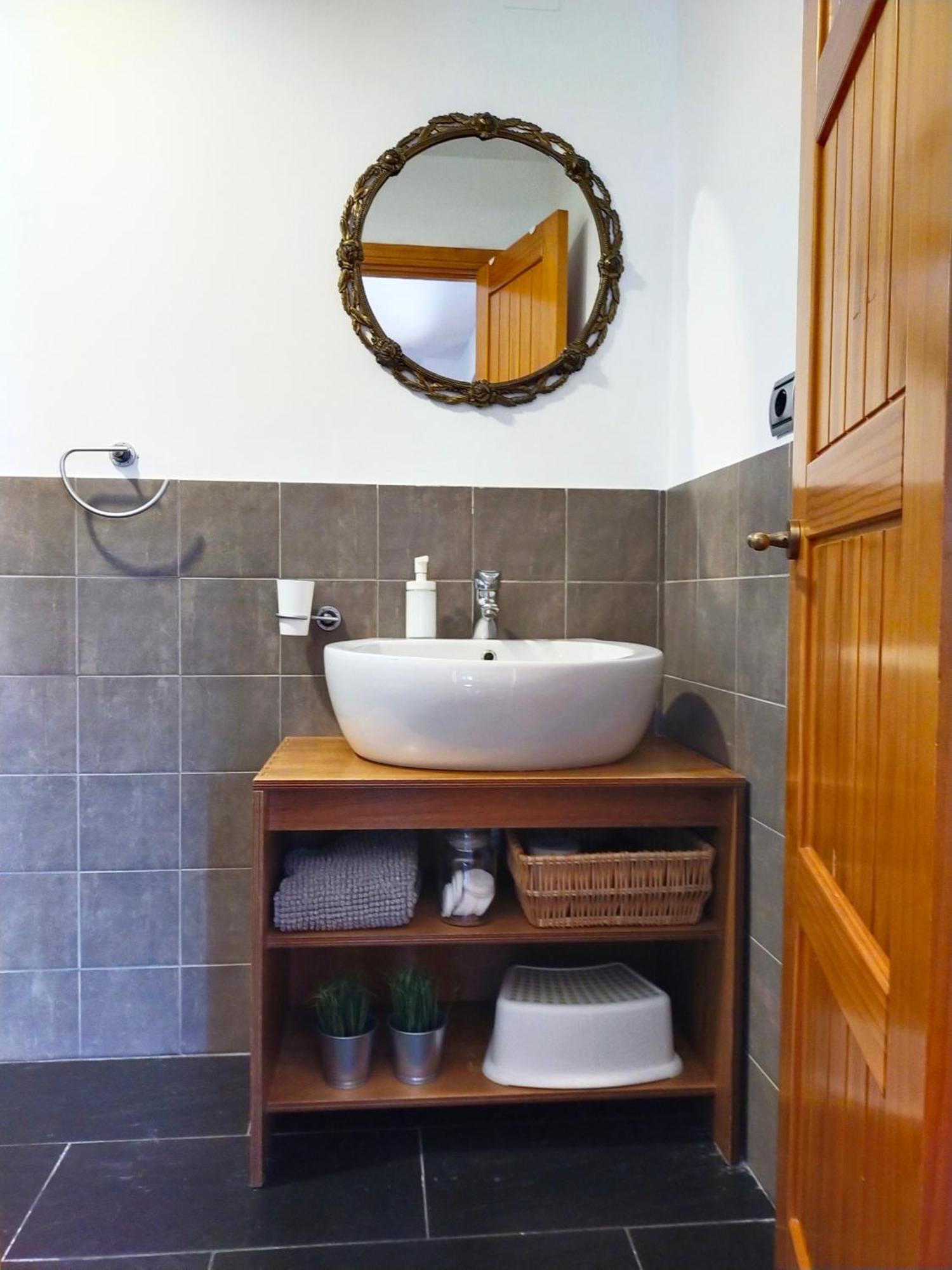 Preciosa Casa Grande Con Patio En 8pax Casa de Férias Sevilha