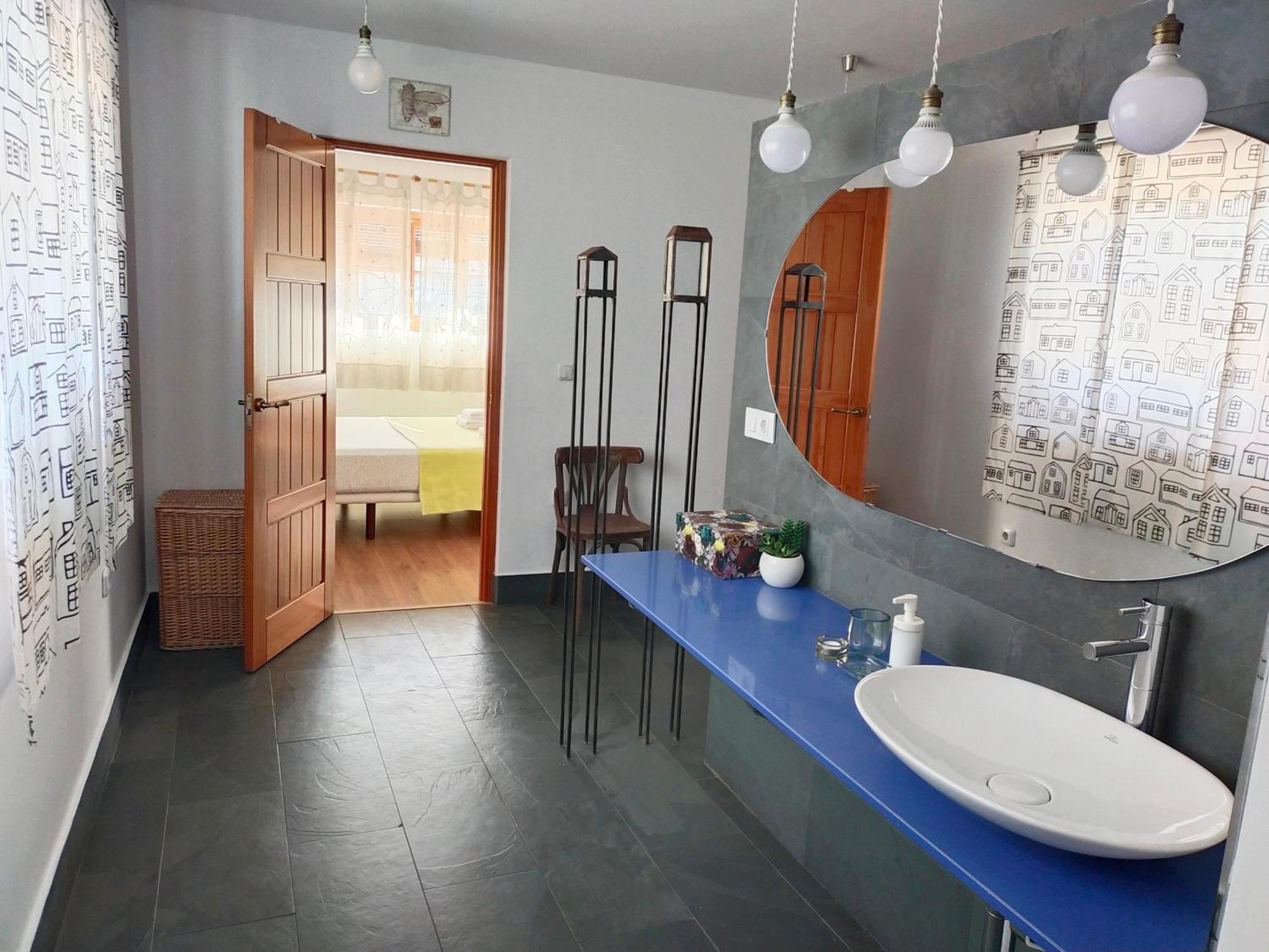 Preciosa Casa Grande Con Patio En 8pax Casa de Férias